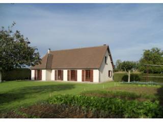 Lovely Detached House in Nice Setting