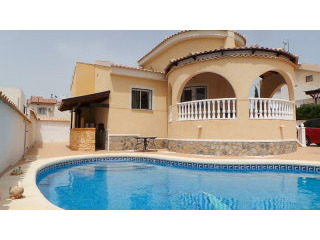 3 Bedrooms - Villa - Alicante - For Sale