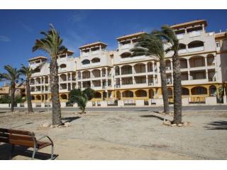Lovely 2 Bedroom Apartment Boasting..