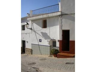 Town House - A townhouse in the village..