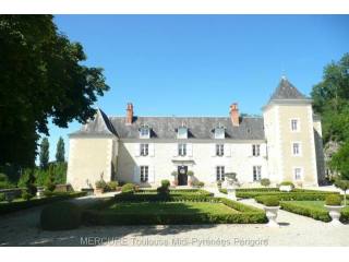 9 bedroom Castle For Sale: 24640..
