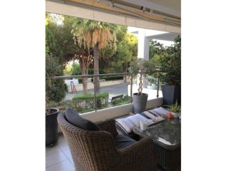 SPACIOUS, Modern, HIGH QUALITY 3..
