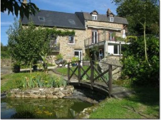 Country House on 1 Hectare of Land
