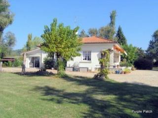 Detached Village House between Ste Foy..