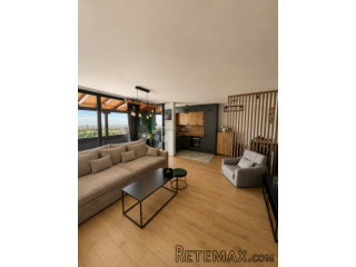 Sunčan stan s prekrasnom lođom - 49.10 + 30 M2