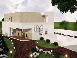 €165,000 - Armacao de Pera..