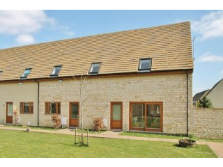 2bed Oaksey Park, Oaksey, Wiltshire..