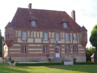4 bedroom Manor House For Sale: 76870..