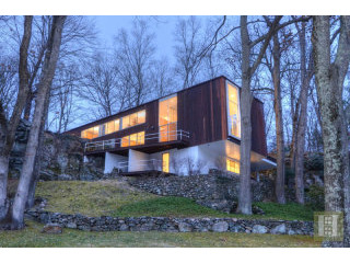 4 bedroom House For Sale: 1380 PONUS..