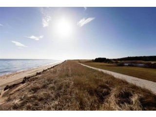 4 bedroom Flat For Sale: 2 Sand Dunes..