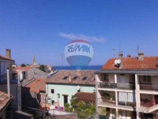 Penthouse u centru Poreča , POGLED MORE , 1.154 €/ m2...