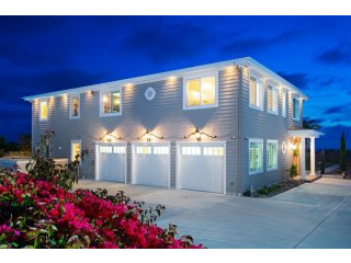 1401 Bella Azul Court