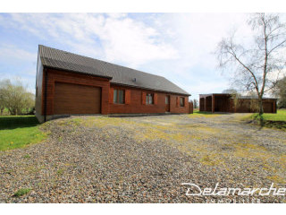 3 Bedroom Wooden Villa With Garden..