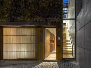 T3+2 Lisbon Apartment with Terrace for..