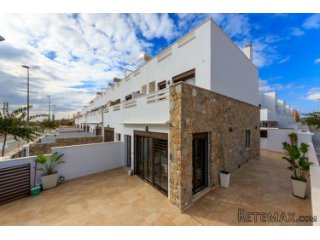 Los duplex se ubican en un complejo residencial en Torre..