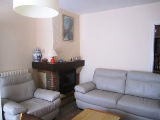 A Pretty Traditional Villa Property For..