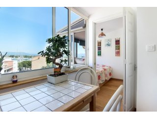 Apartment Top-Floor with Terrasse in..
