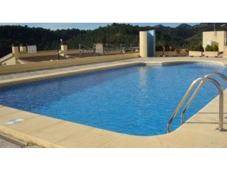 V1510 - Spacious 3 Bedroom, 2 Bathroom..