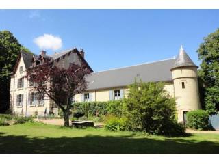 9 bedroom Castle For Sale: 03120..
