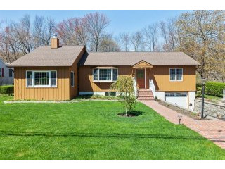 3 bedroom House For Sale: 34 Edgewood..