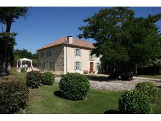 4 Bedroom Farm House For Sale