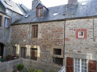 Nice Village House with Courtyard