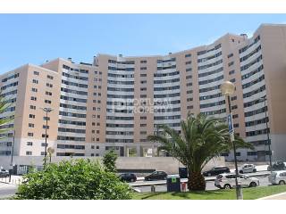 Two Bedroom Apartment In Central Lisbon