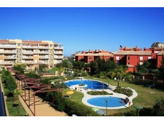 3 Bedroom Middle Floor Apartment