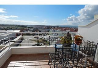 Beautiful Apartment In Alcochete
