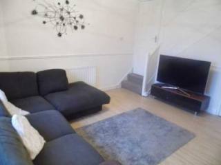 2 bedroom, Semi-detached House house..