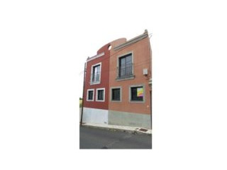 Town House For Sale in Tacoronte..