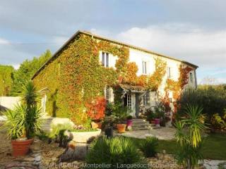 5 bedroom House For Sale: 30250..