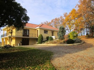 A Fabulous Villa Style Property For..