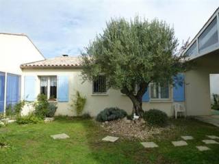 3 Bedrooms - House - Poitou-Charentes -..