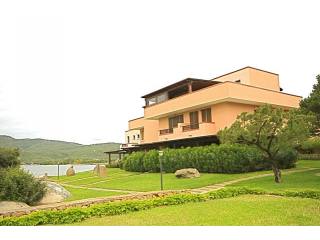 1 Bedroom - Apartment - For Sale