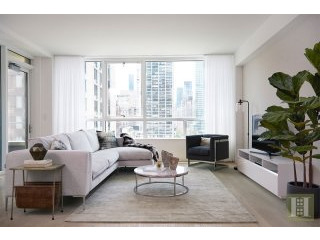 2 bedroom Apartment For Sale: 301 EAST..