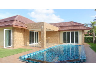 Brand new 3 bedroom pool villa in small..