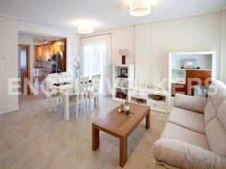 Beautiful townhouses in a private..