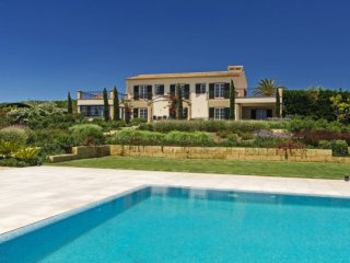 Luxury Finca With Open Views In A Quiet..