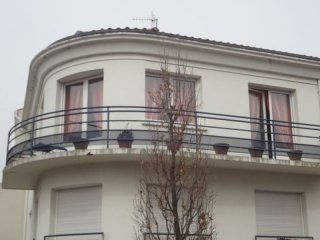 3 bedroom apartment near ocean