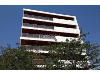2 Bedroom Luxury Apartments Lisbon..