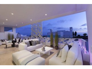 4 Bedrooms - Penthouse - Malaga - For..