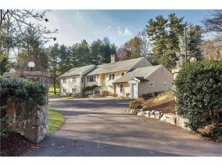 4 bedroom House For Sale: 1 SAINT..