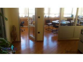 Centar - uredski prostor 107 m2