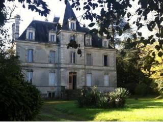 5 bedroom Manor House For Sale: 79160 A..