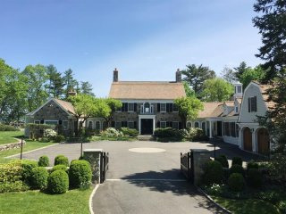 6 bedroom House For Sale: 5 Dairy Road..