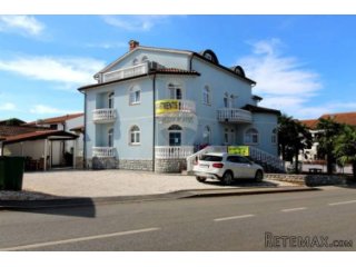 Kuća sa apartmanima - blizu mora i plaže