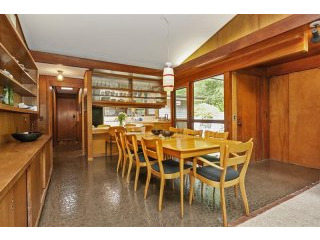 4 bedroom House For Sale: 26 Usonia..