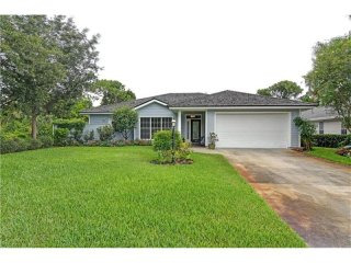 3 bedroom House For Sale: 502 Fox Run..