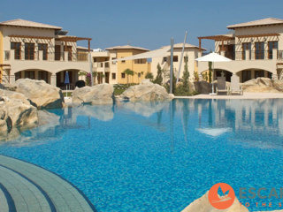 Luxury Apartment In Theseus Village